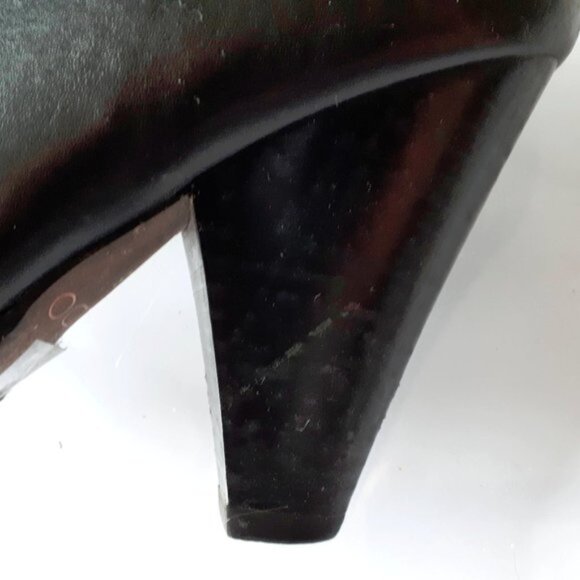 Aldo black faux leather bootie with cut out detail - Picture 7 of 8